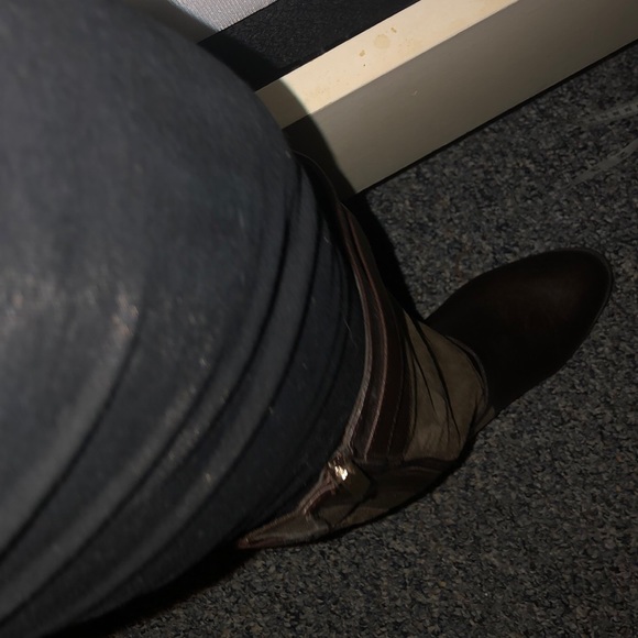 Knee High Flat Boots (for plus size) - Picture 9 of 12